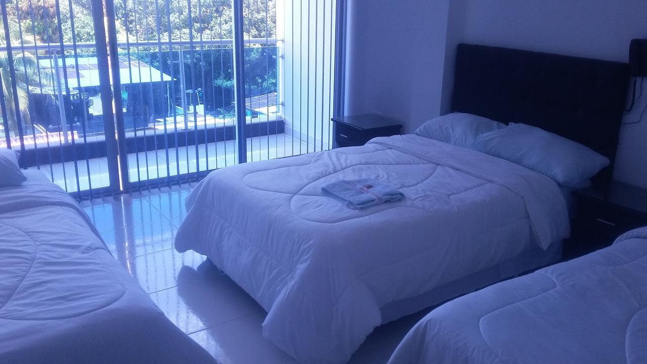 Hotel Palma Roja Granada  Luaran gambar